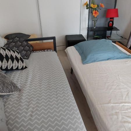 Home Tranquille Dans La Cite Du Mimosa - 2 Etoiles - Axelle Loc'Appart 망들리유 라 나플 외부 사진