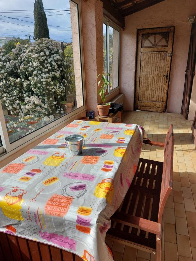 Home Tranquille Dans La Cite Du Mimosa - 2 Etoiles - Axelle Loc'Appart 망들리유 라 나플 외부 사진